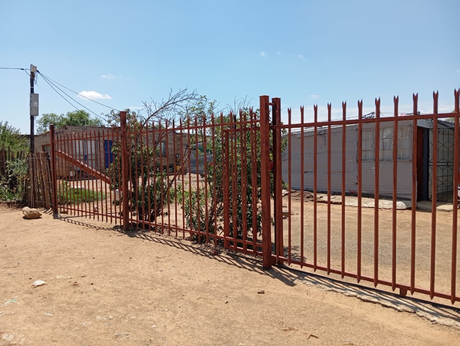  Bedroom Property for Sale in Jeremia Khubeka Valley Free State